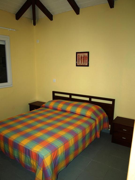 Ferienwohnung Coco D'Iles Terre-de-Bas Zimmer foto